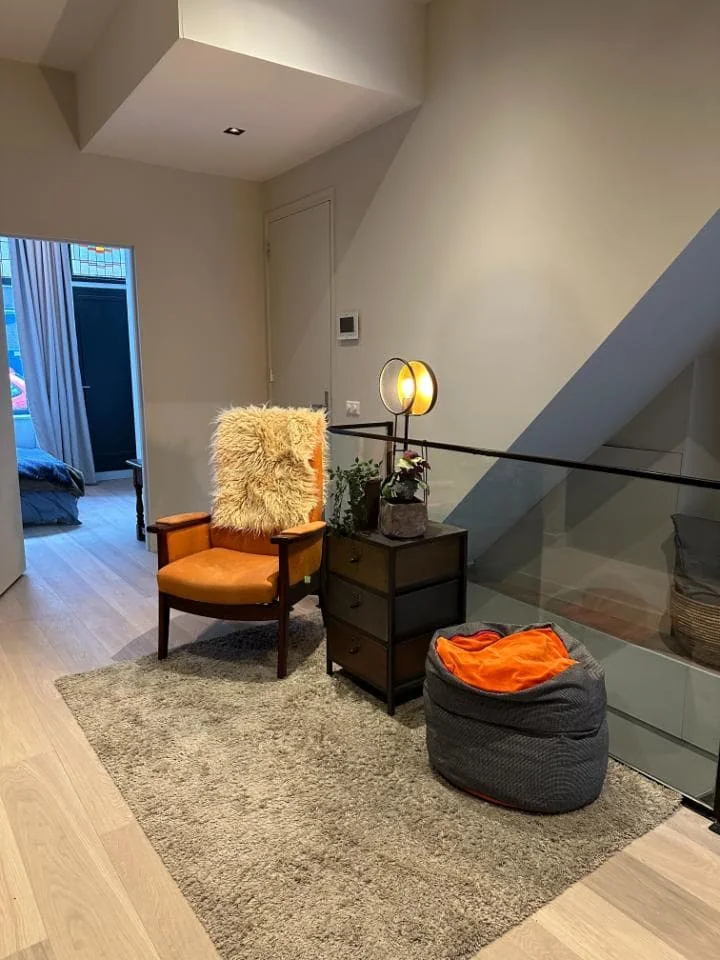 geblurde versie van de foto als achtergrond