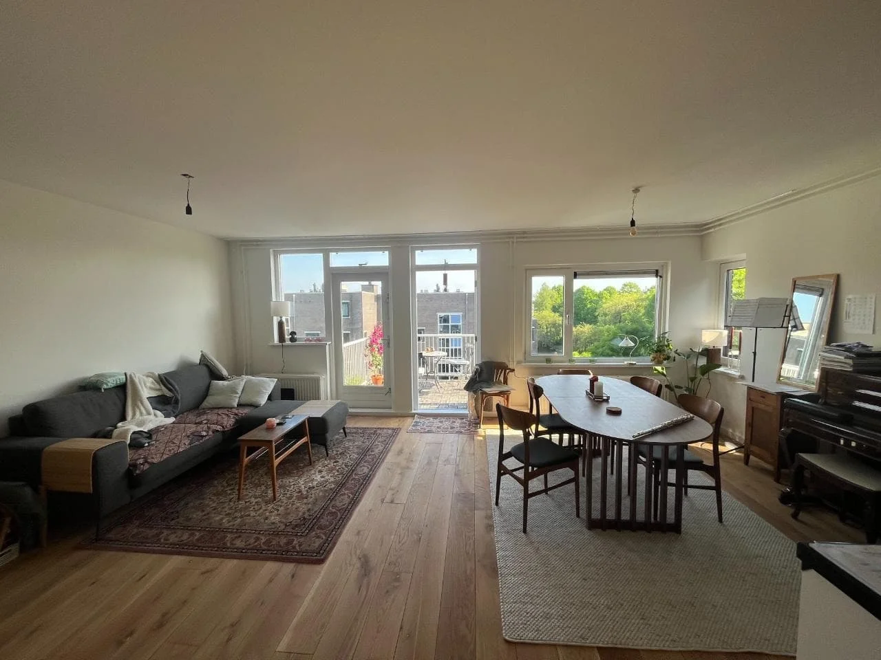 geblurde versie van de foto als achtergrond