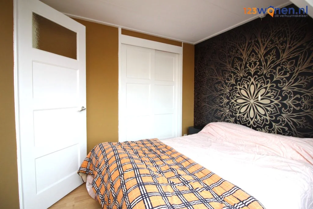 geblurde versie van de foto als achtergrond