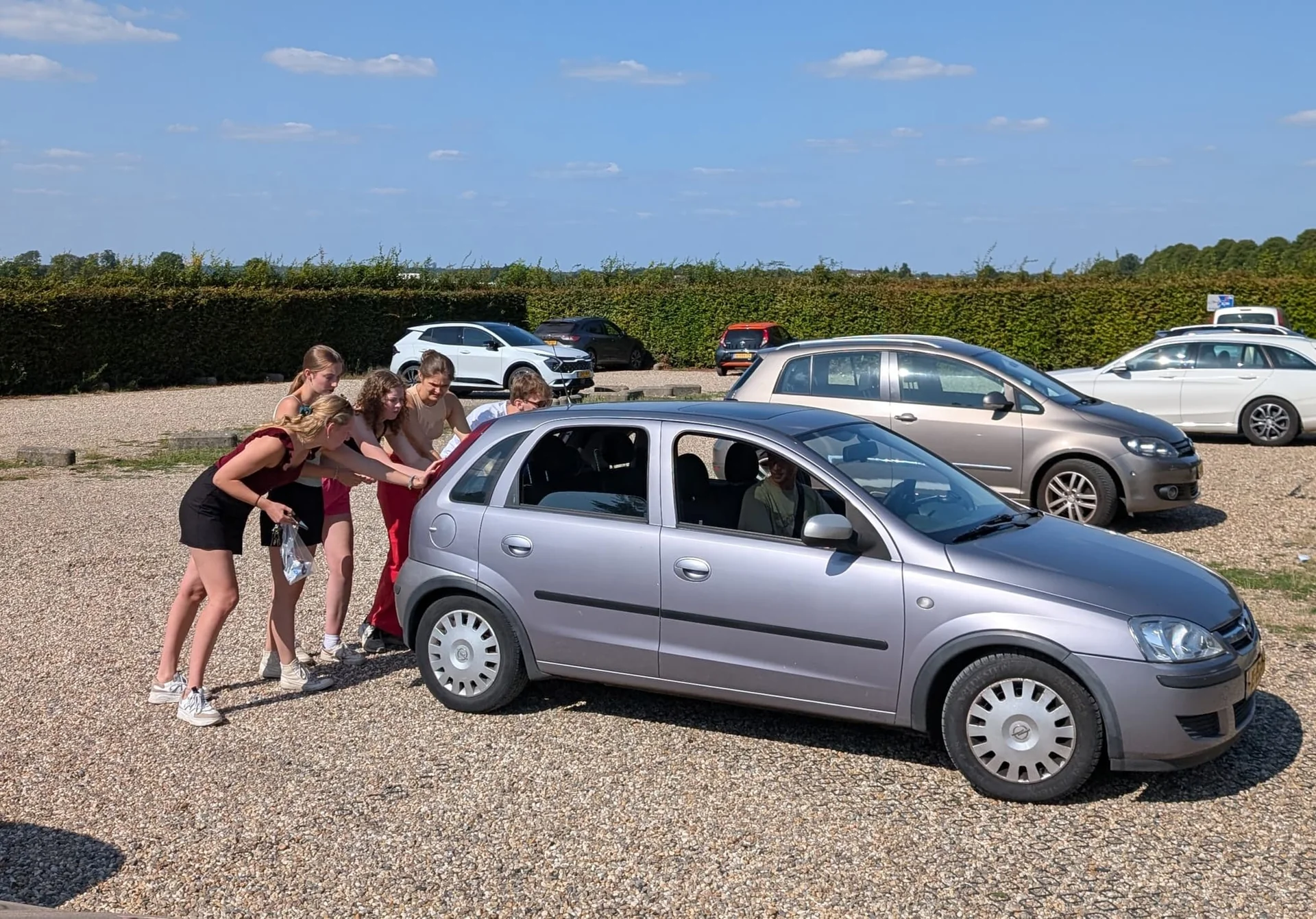 geblurde versie van de foto als achtergrond