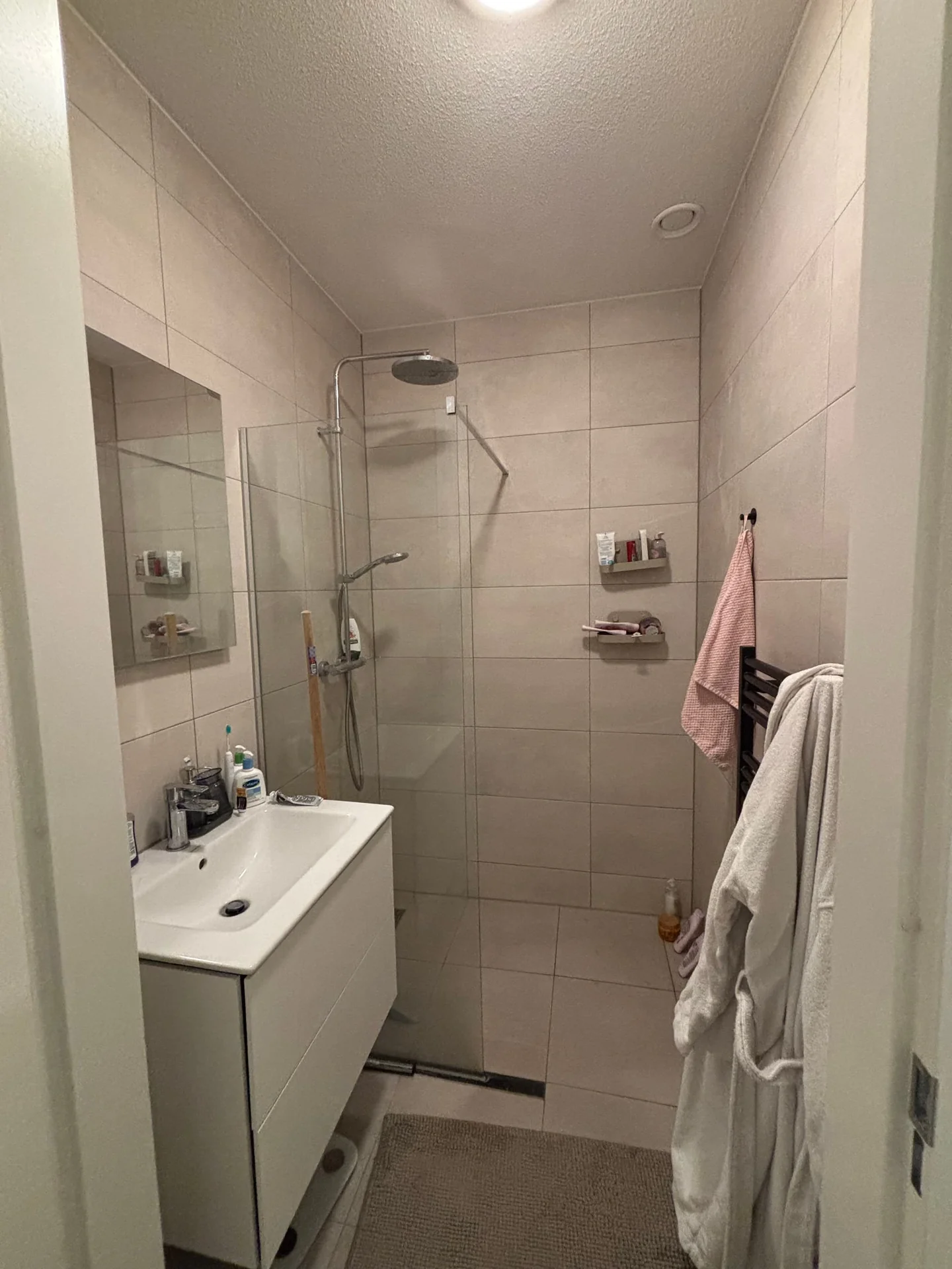 Foto van de Kamer gelegen aan de Niemeyerstraat in Hoofddorp