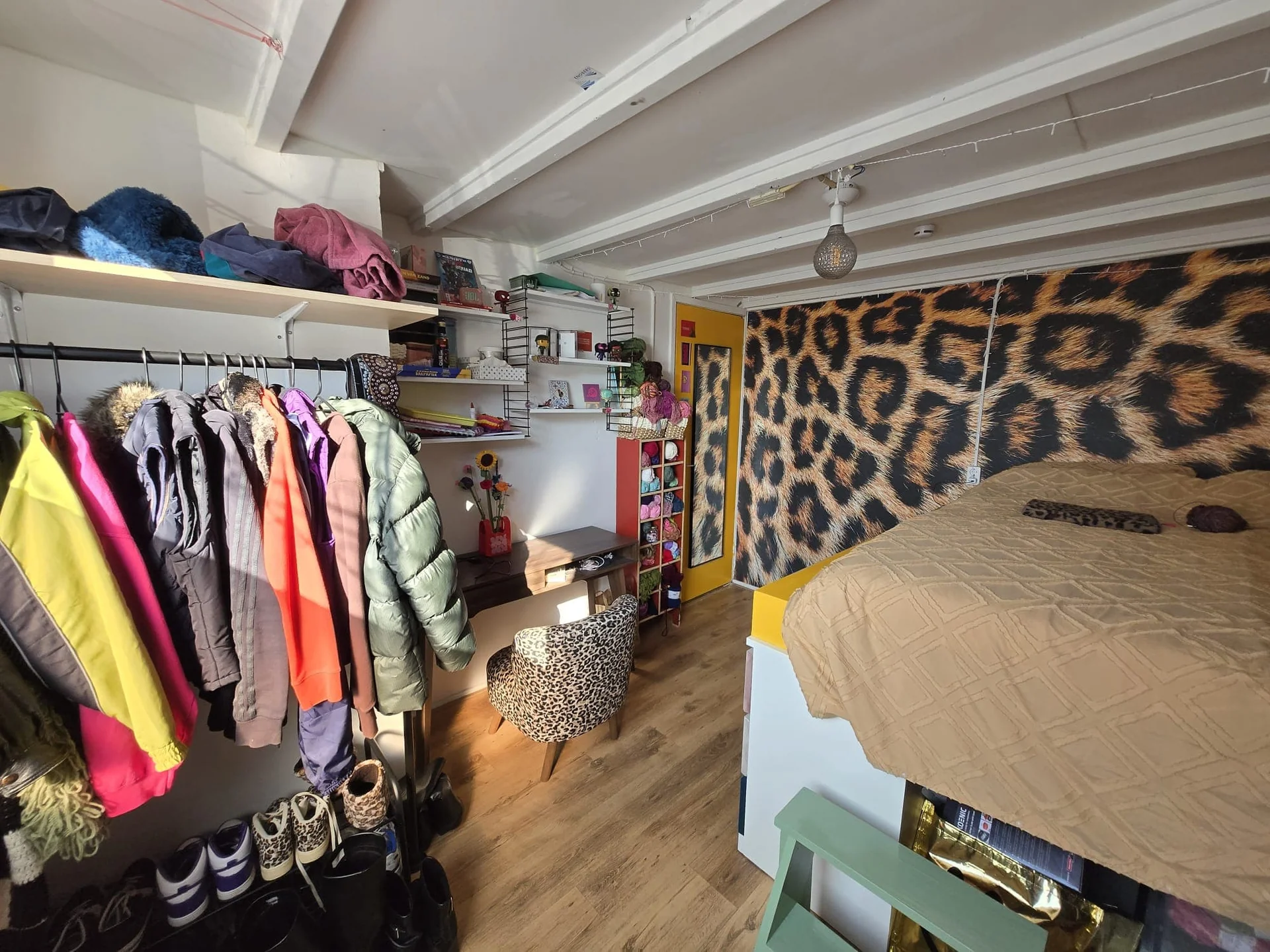 geblurde versie van de foto als achtergrond