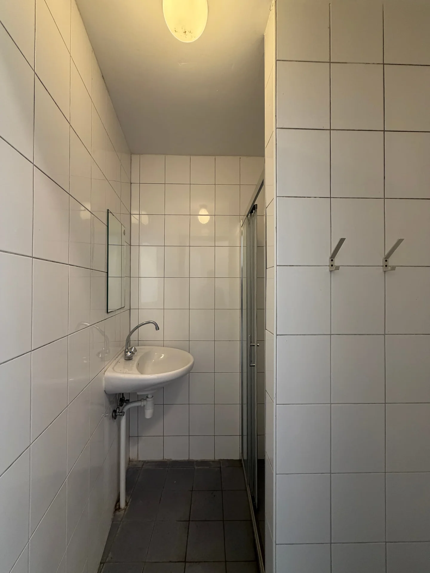 Foto van de Kamer gelegen aan de Nieuwe Ebbingestraat in Groningen