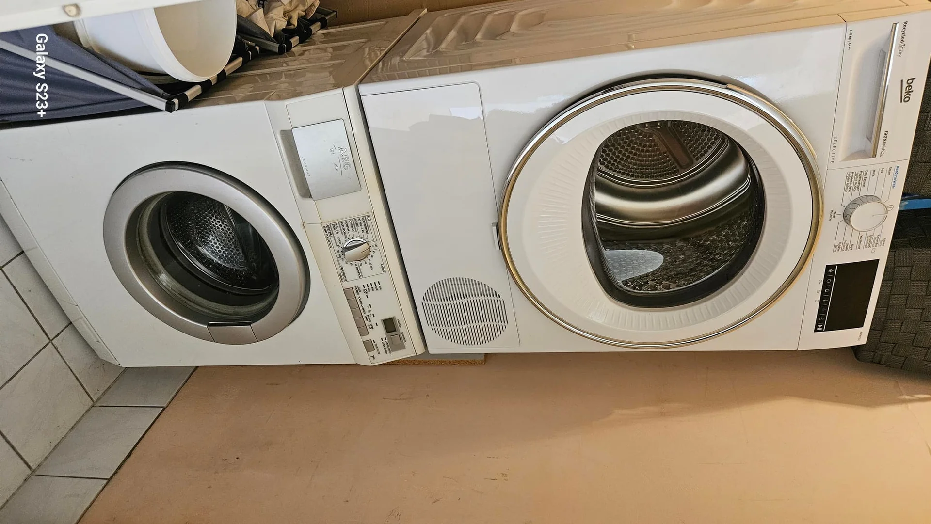 geblurde versie van de foto als achtergrond