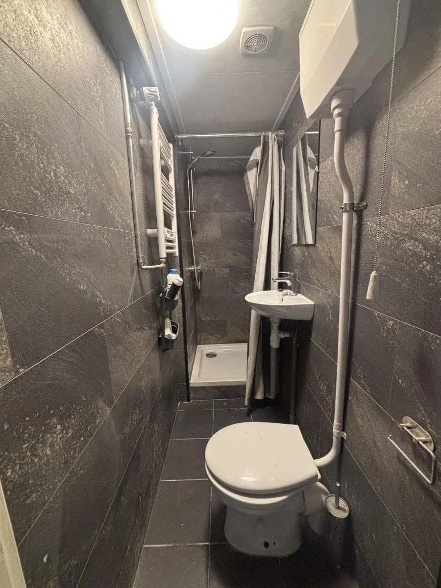 Foto van de Kamer gelegen aan de Van Julsinghastraat in Groningen