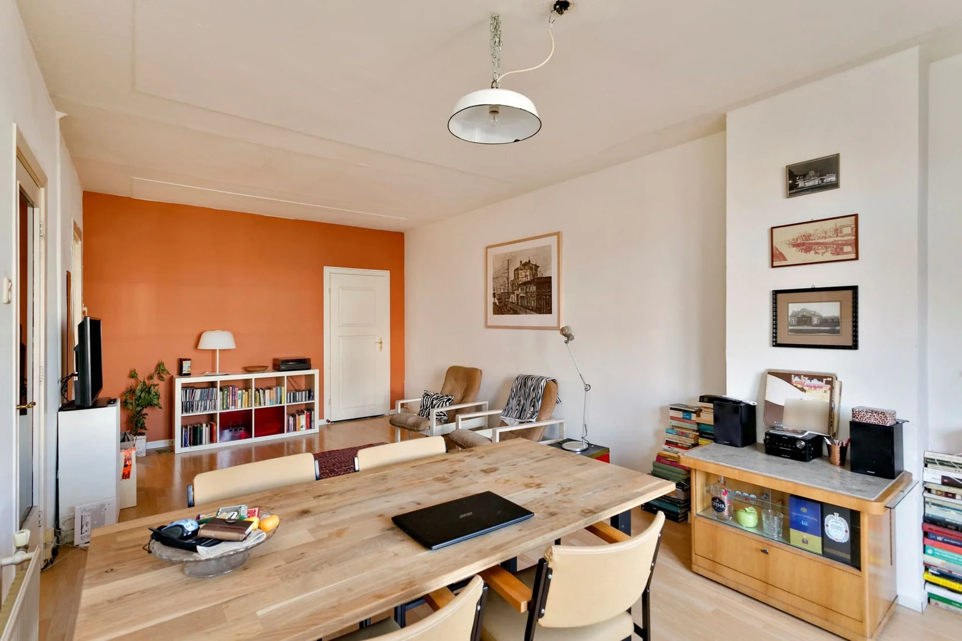 Foto van de Kamer gelegen aan de Boergoensevliet in Rotterdam