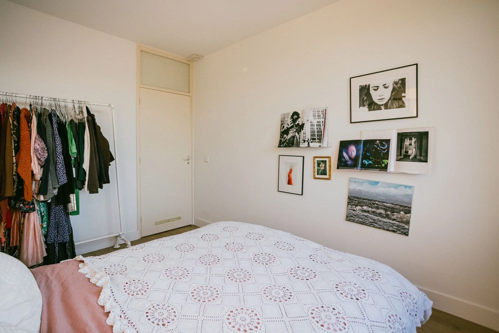 geblurde versie van de foto als achtergrond