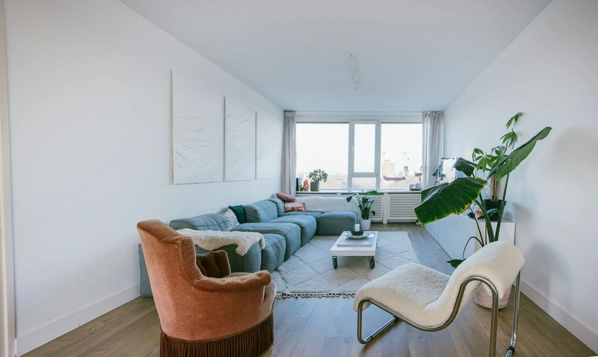 geblurde versie van de foto als achtergrond