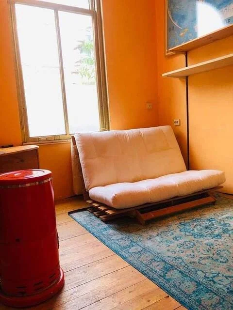 geblurde versie van de foto als achtergrond