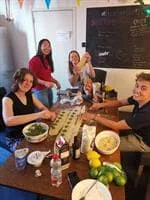 geblurde versie van de foto als achtergrond