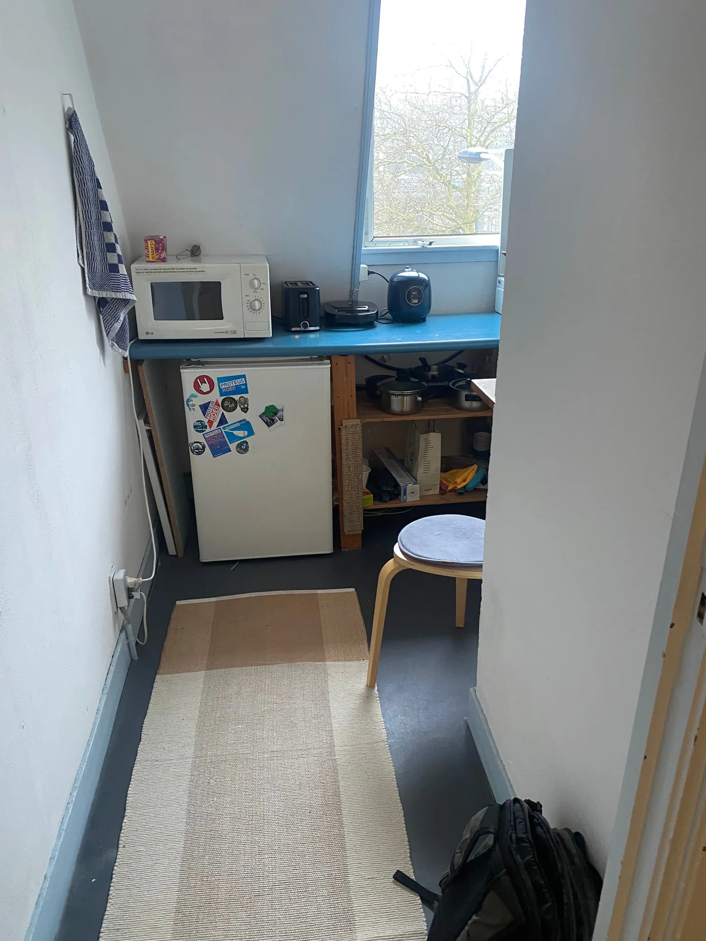 geblurde versie van de foto als achtergrond