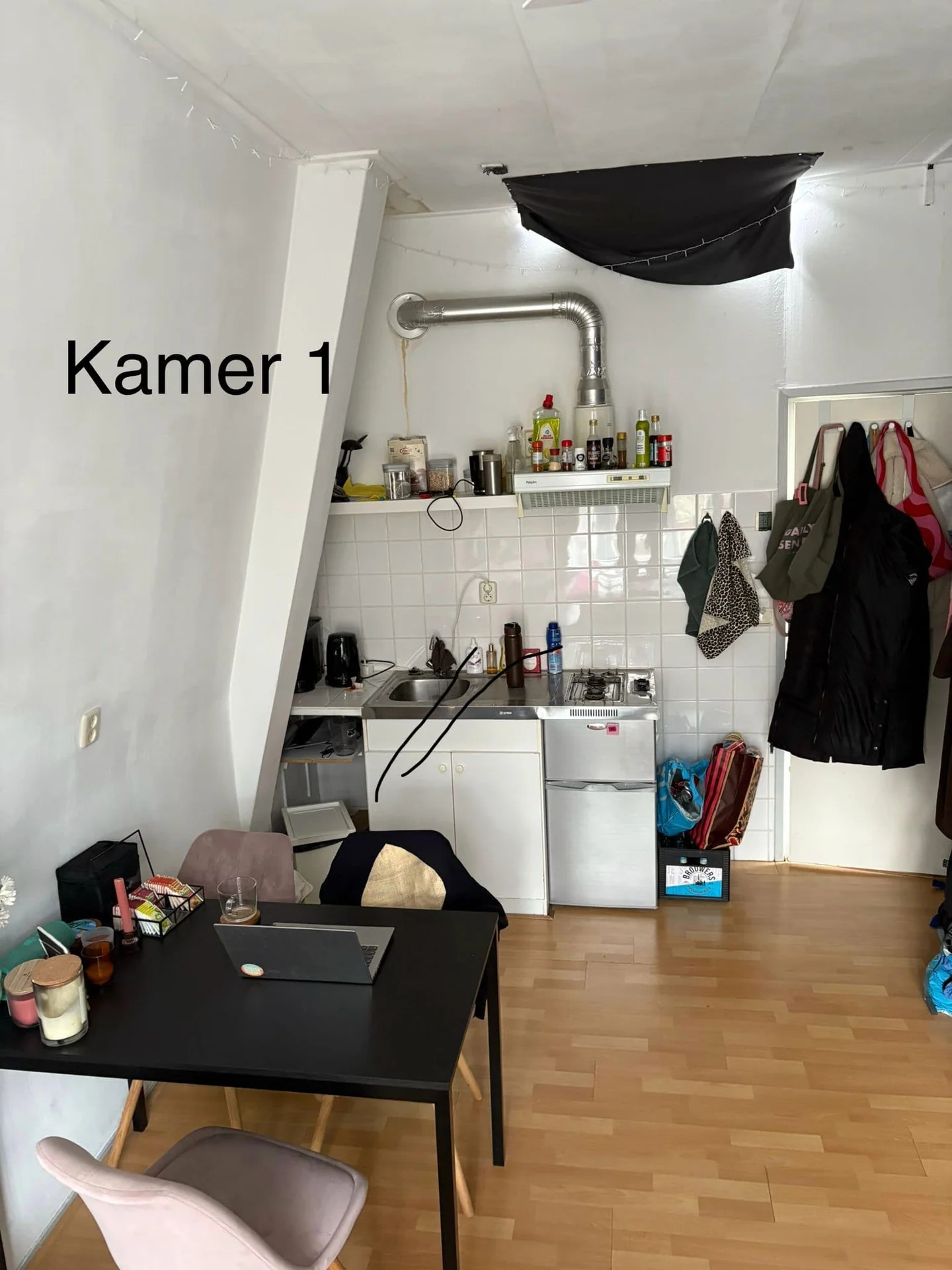 geblurde versie van de foto als achtergrond