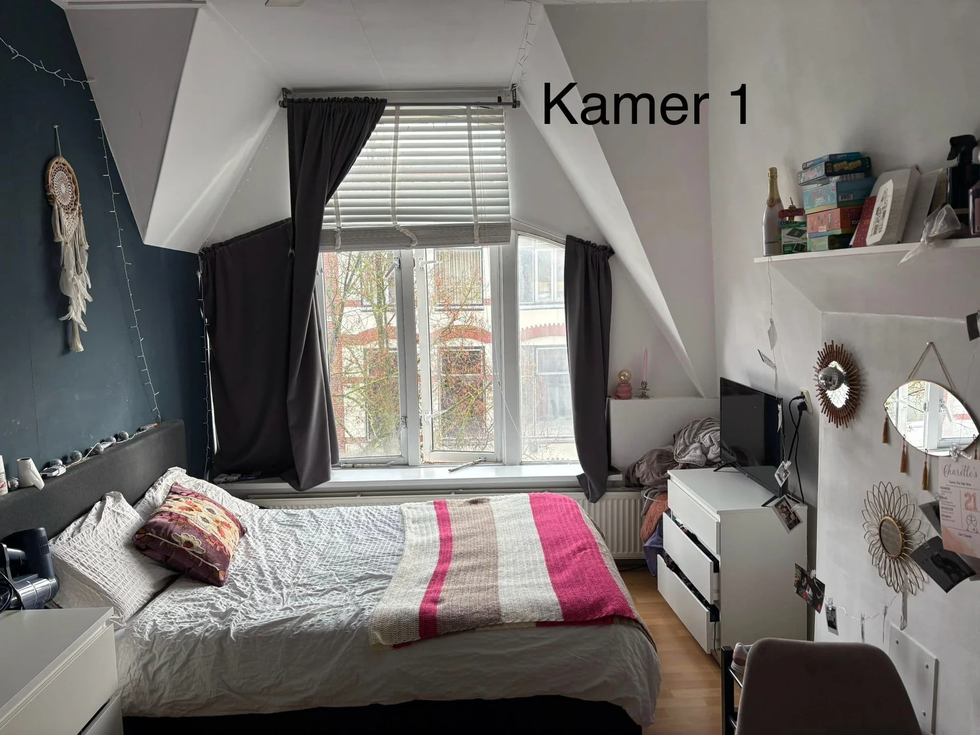 geblurde versie van de foto als achtergrond