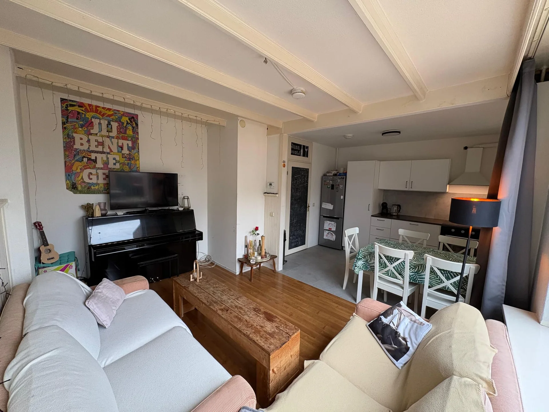 Foto van de Kamer gelegen aan de Juralaan in Tilburg