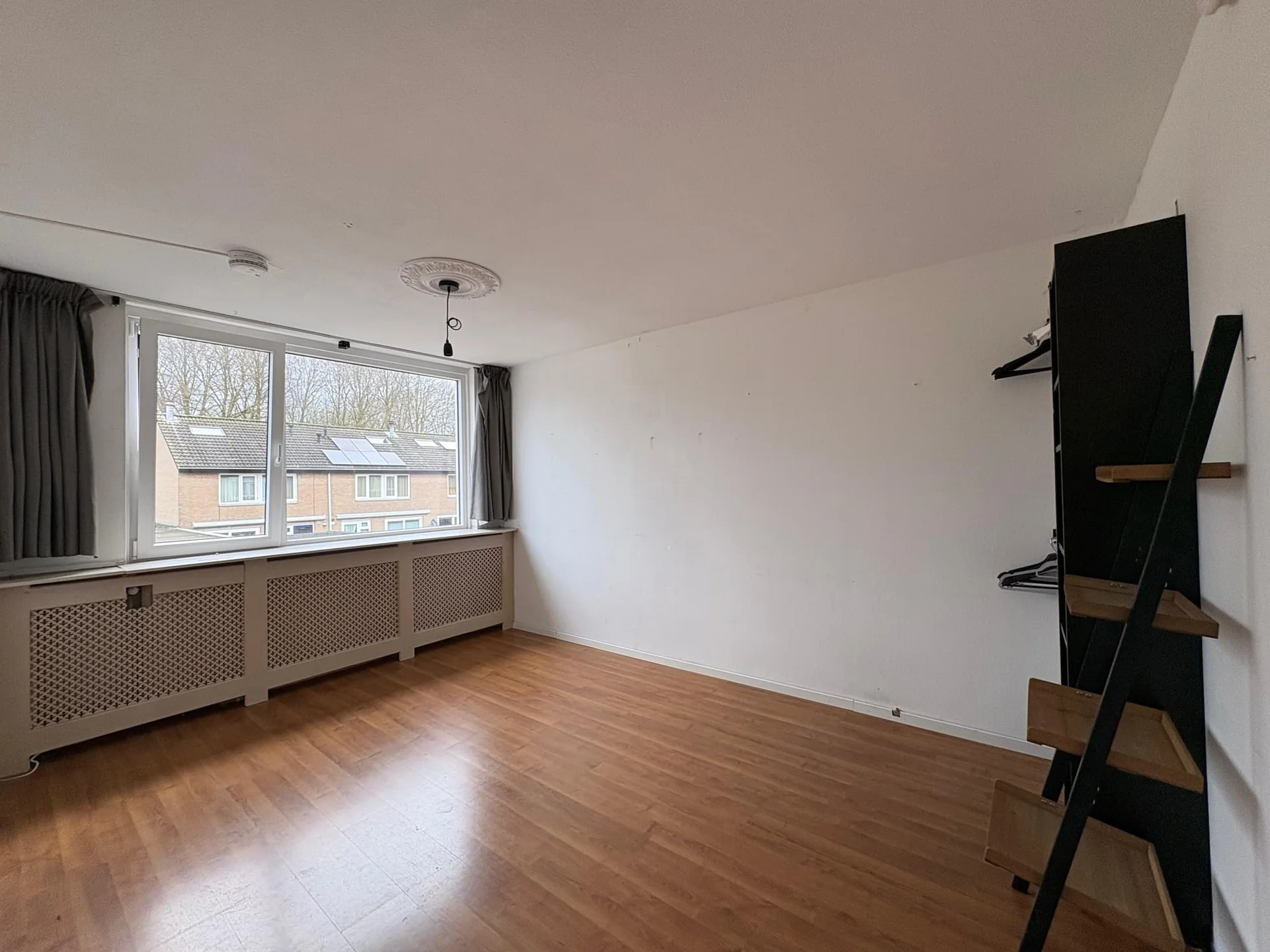 Foto van de Kamer gelegen aan de Juralaan in Tilburg
