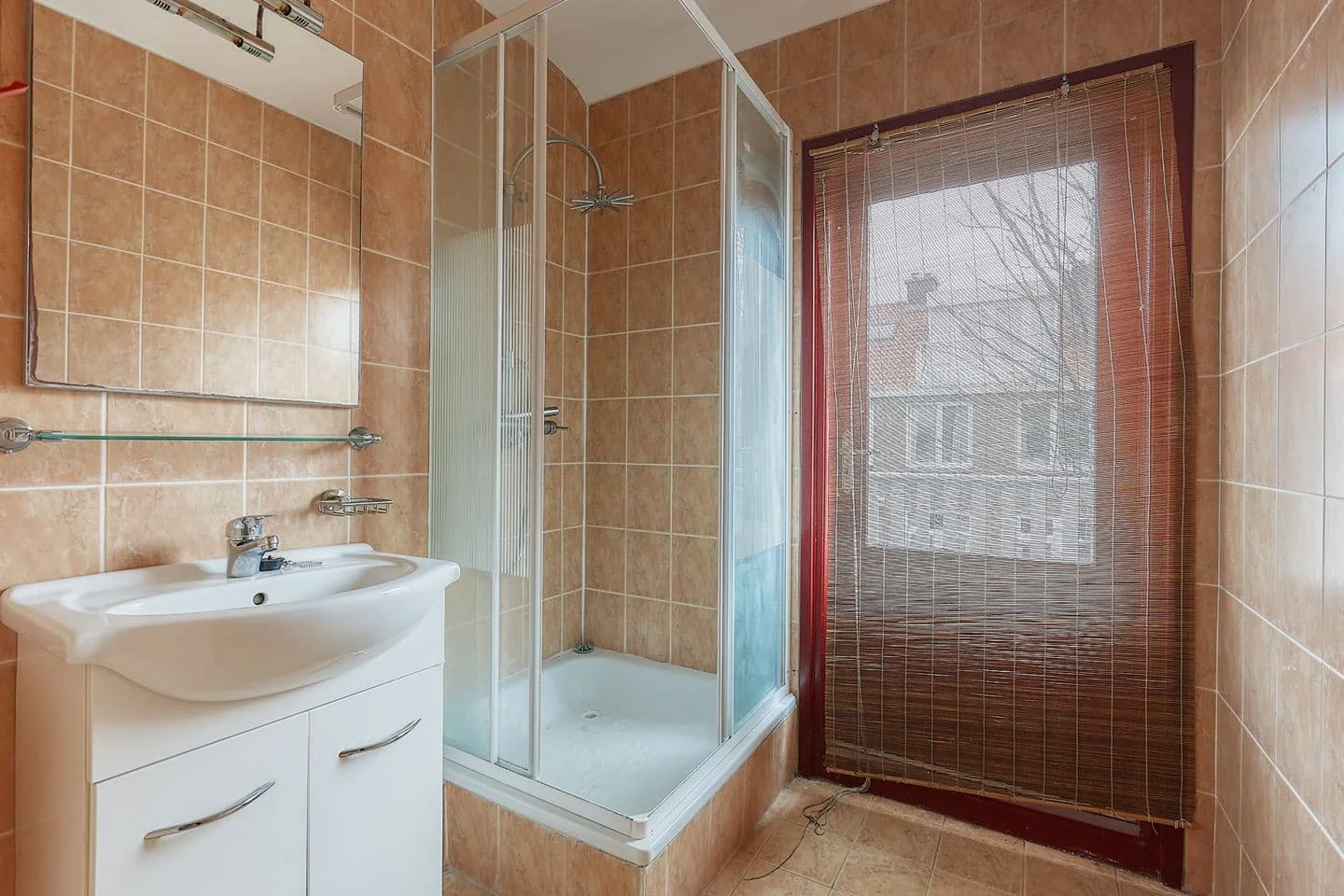 Foto van de Kamer gelegen aan de Van Vlotenstraat in Den Haag