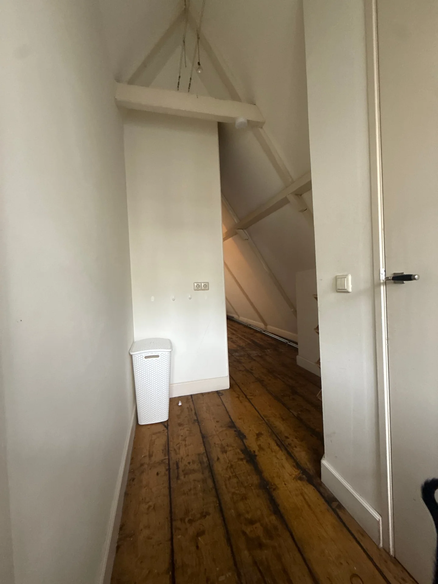 Foto van de Kamer gelegen aan de Spuistraat in Amsterdam