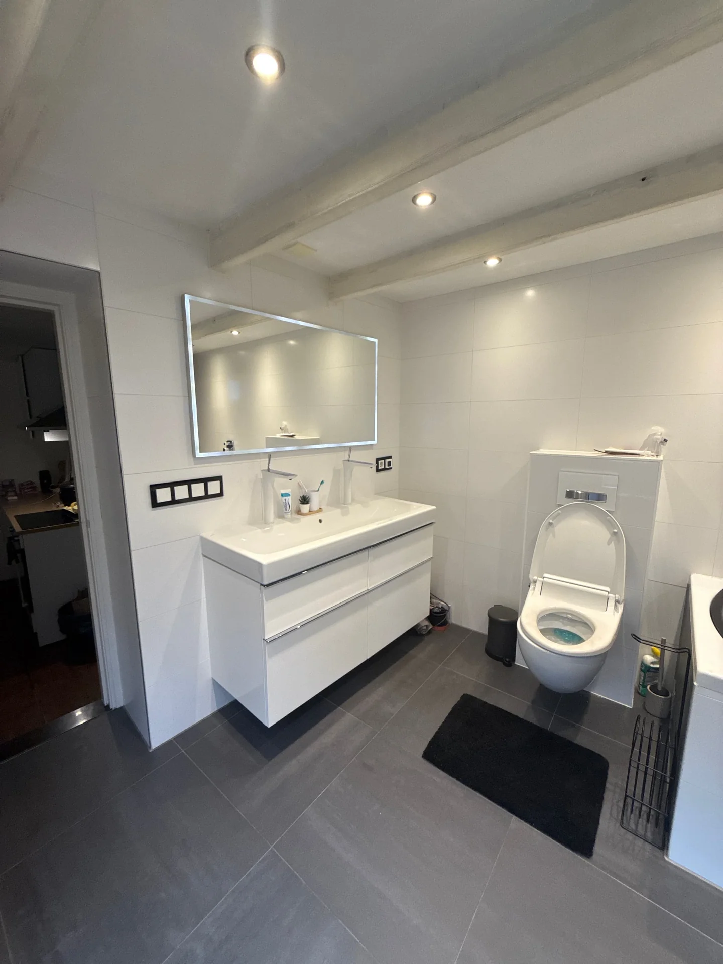 Foto van de Kamer gelegen aan de Spuistraat in Amsterdam