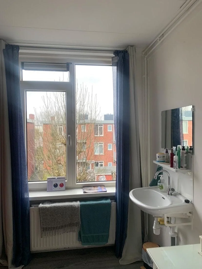 Foto van de Kamer gelegen aan de Van Oldenbarneveltlaan in Groningen