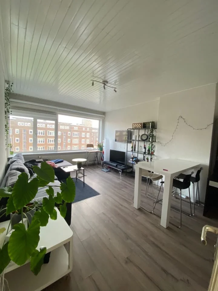 Foto van de Kamer gelegen aan de Schieweg in Rotterdam