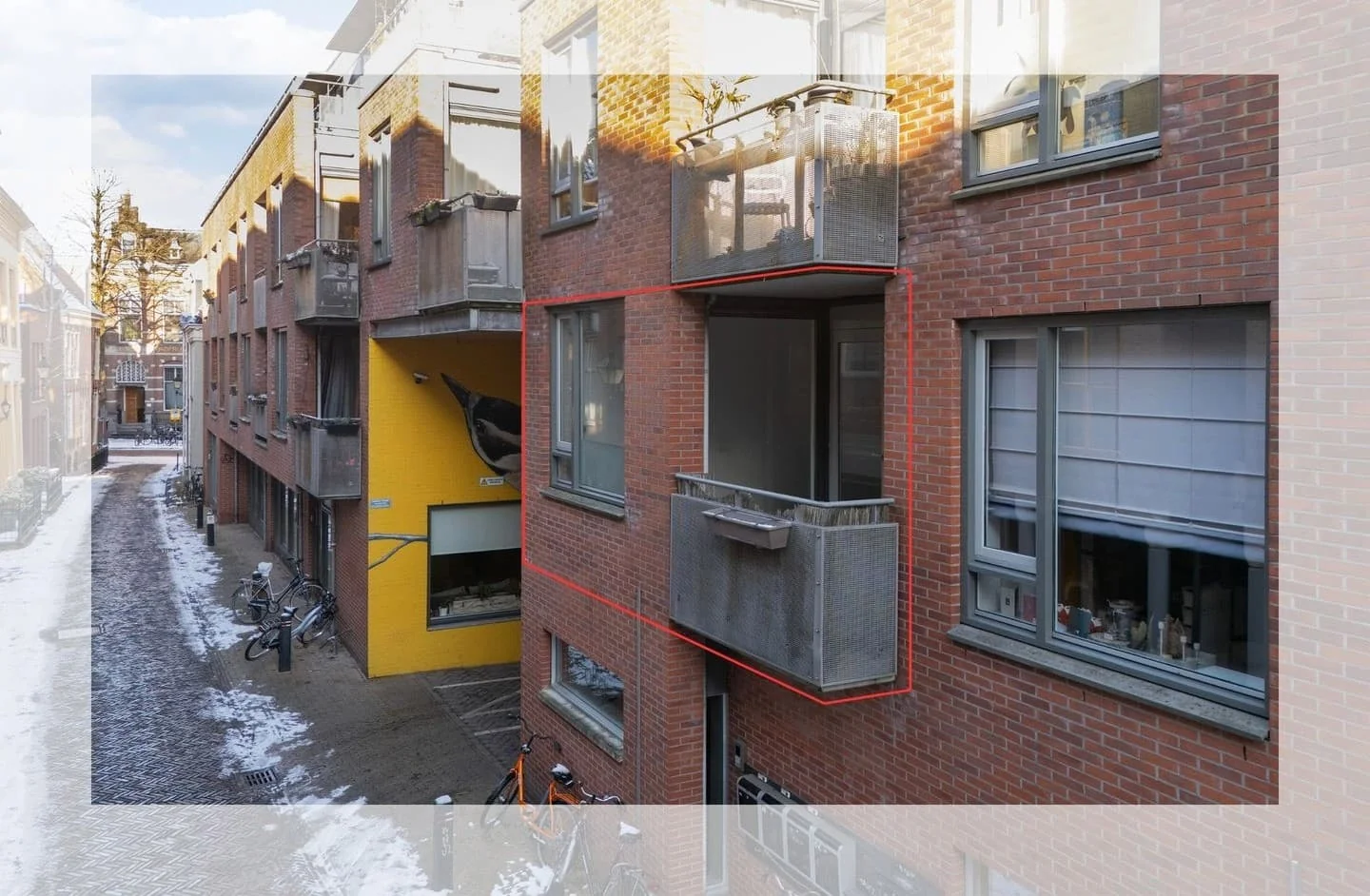 geblurde versie van de foto als achtergrond