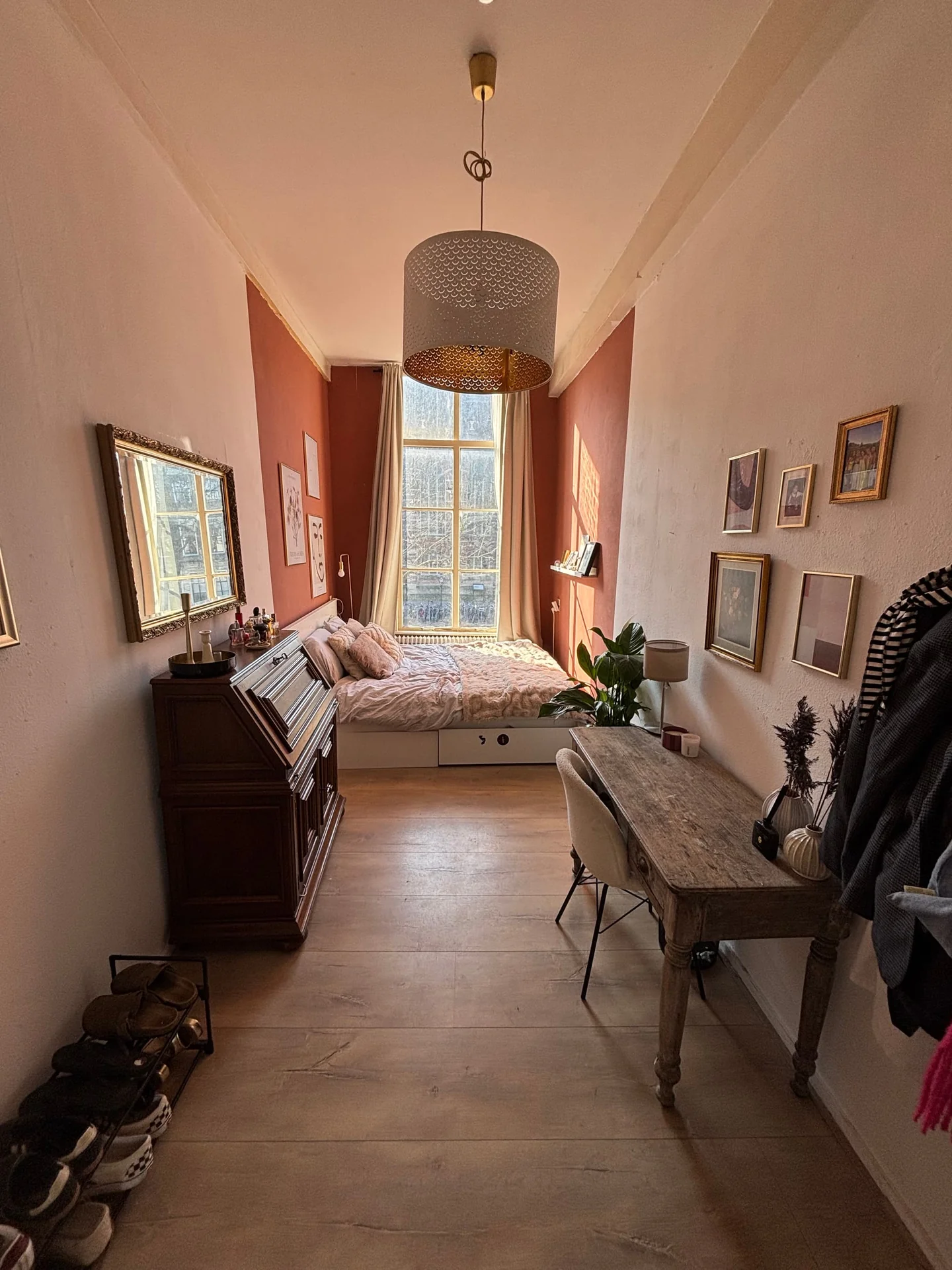 geblurde versie van de foto als achtergrond