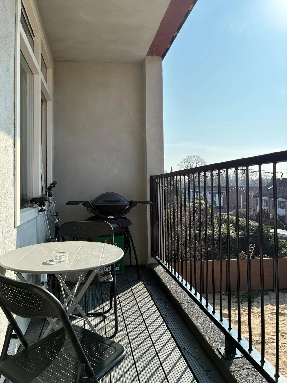 geblurde versie van de foto als achtergrond