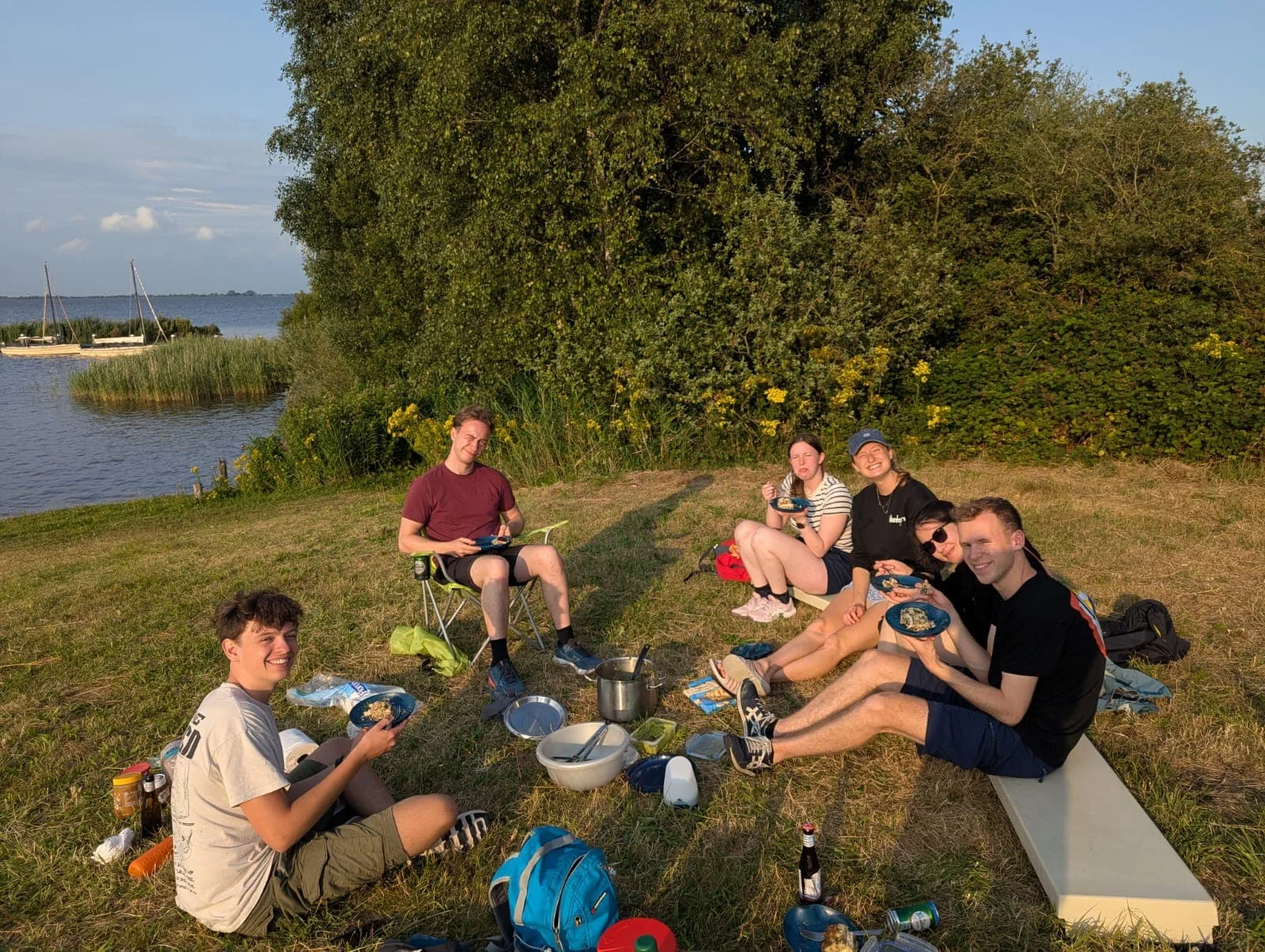 geblurde versie van de foto als achtergrond