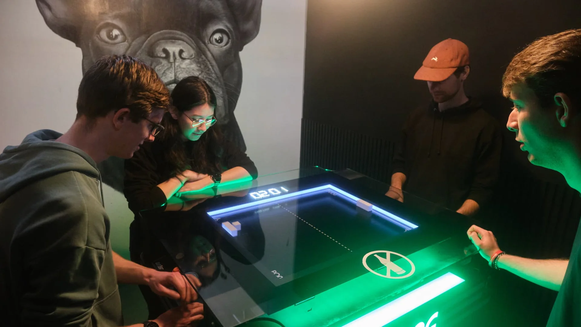 geblurde versie van de foto als achtergrond