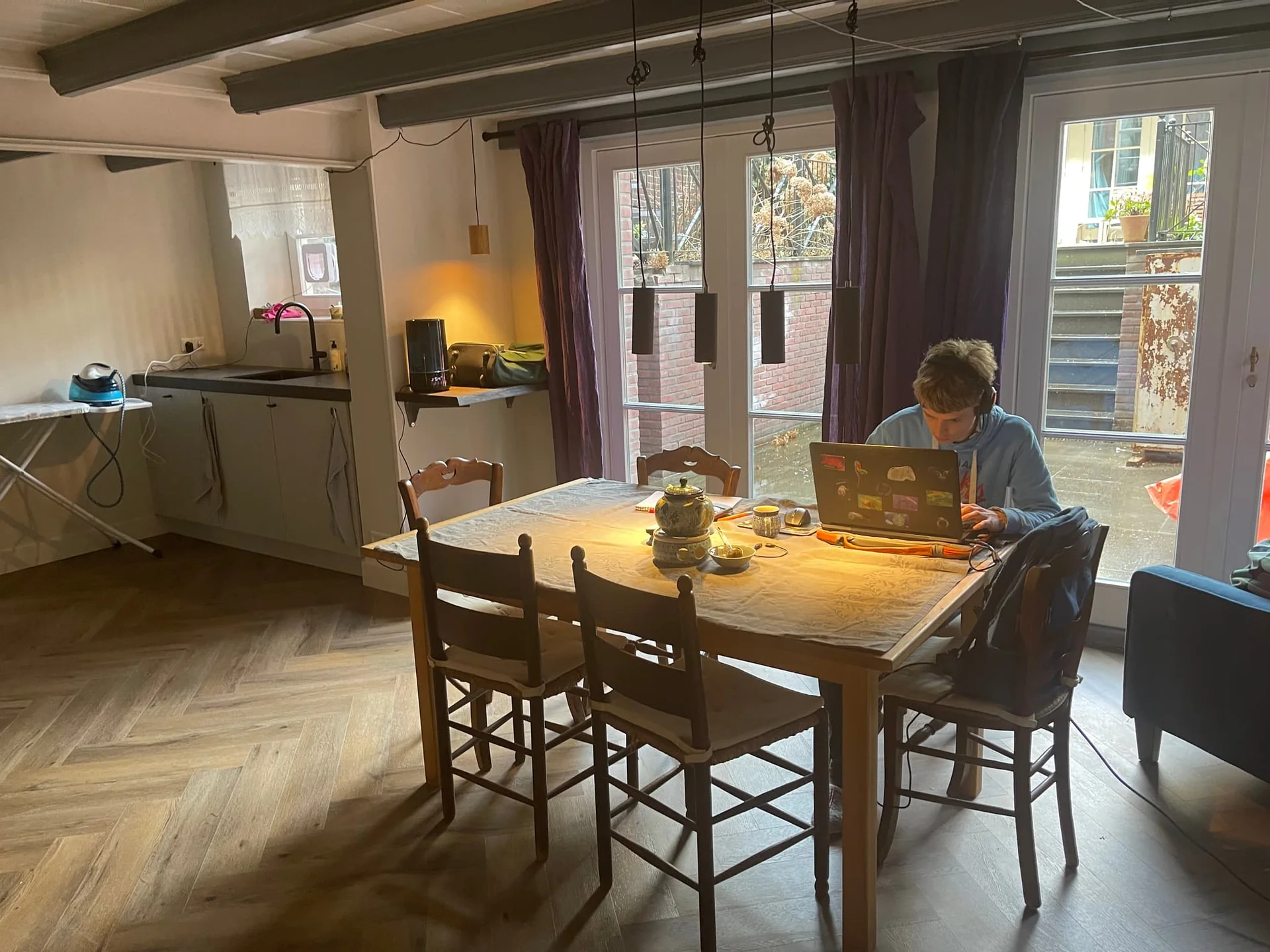 Foto van de Kamer gelegen aan de Nieuwe Schoolstraat in Den Haag