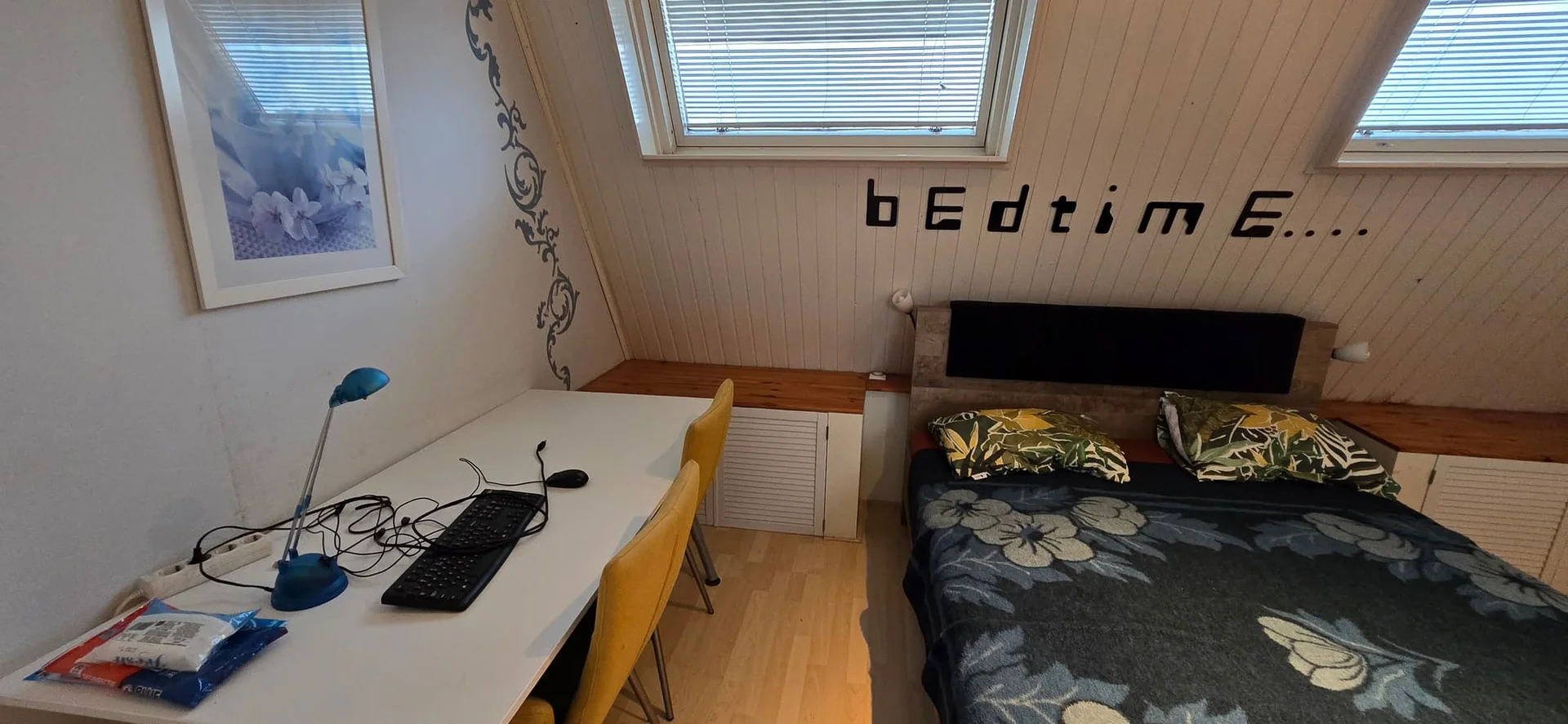 Foto van de Kamer gelegen aan de Twellostraat in Amsterdam
