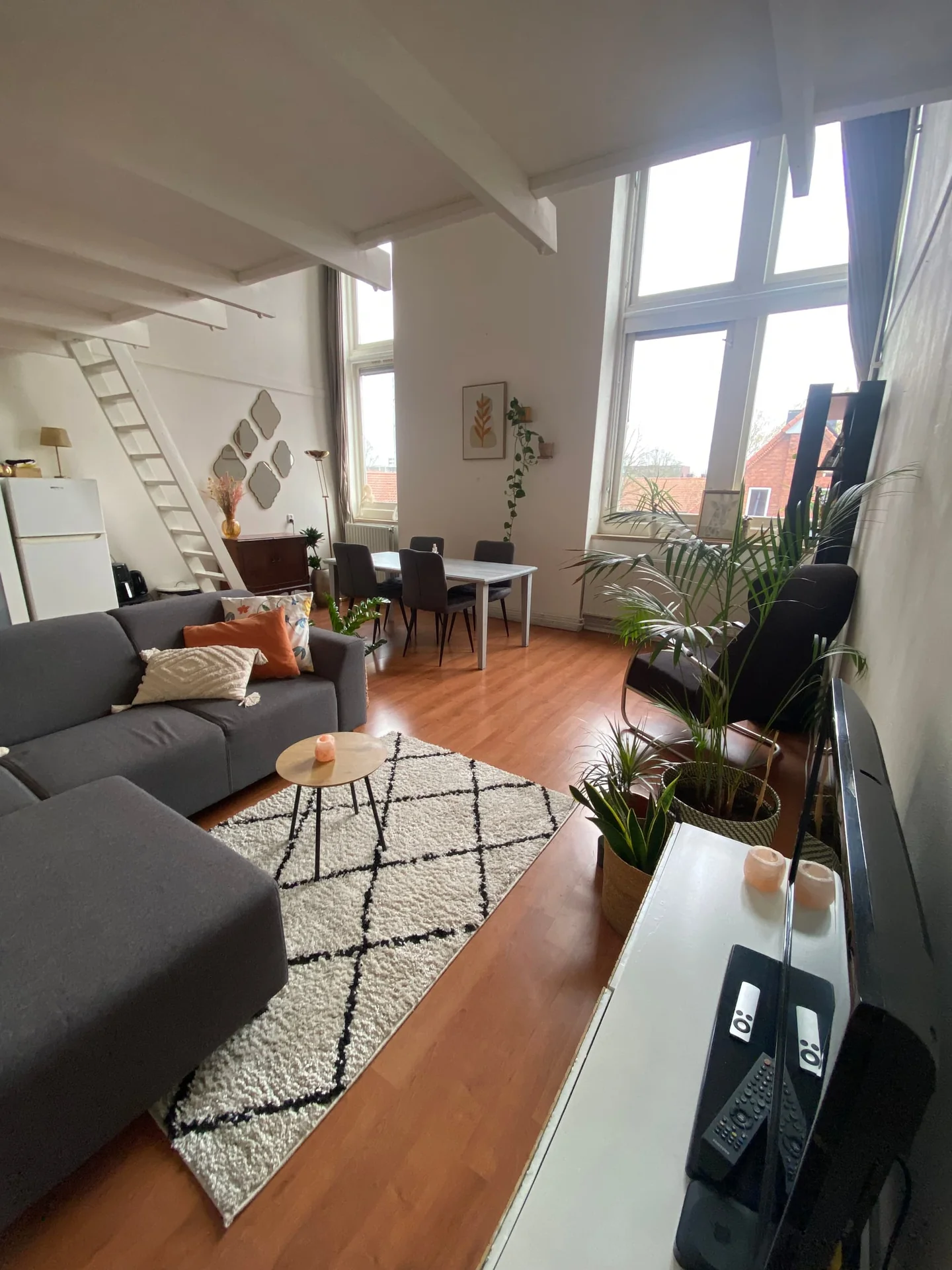 Foto van de Kamer gelegen aan de Cortinghlaan in Groningen