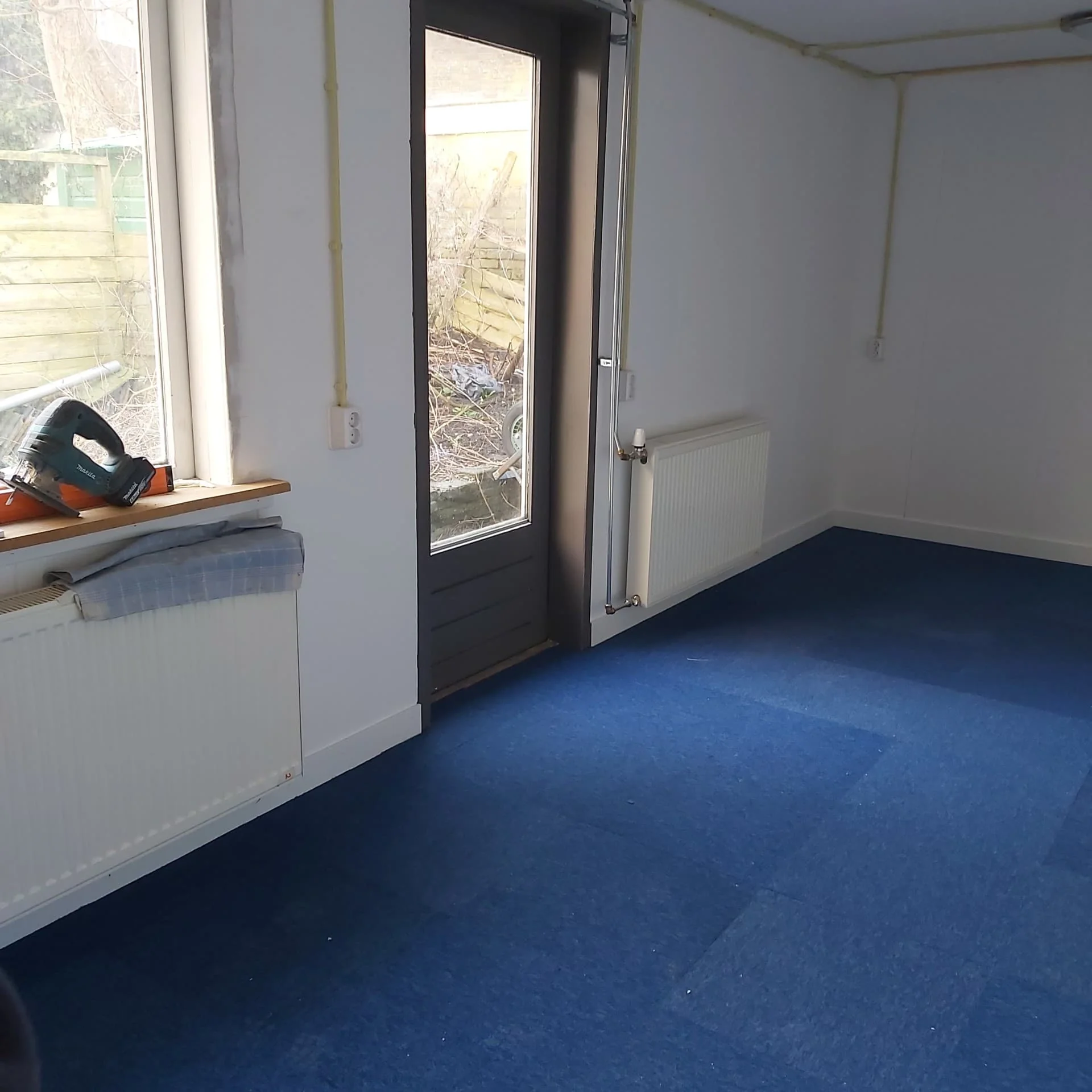 geblurde versie van de foto als achtergrond