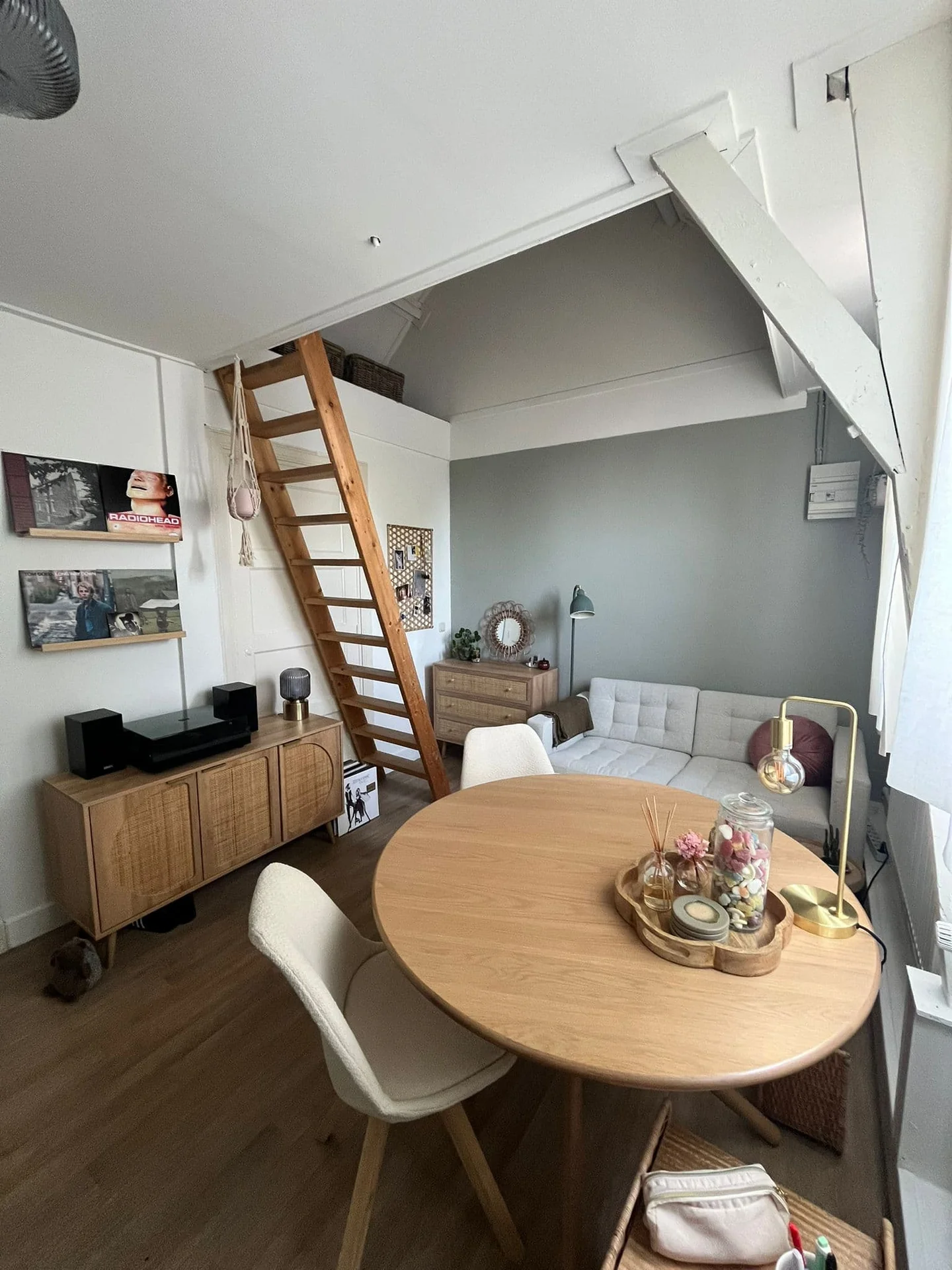 Foto van de Kamer gelegen aan de Dr. Nolensstraat in Tilburg