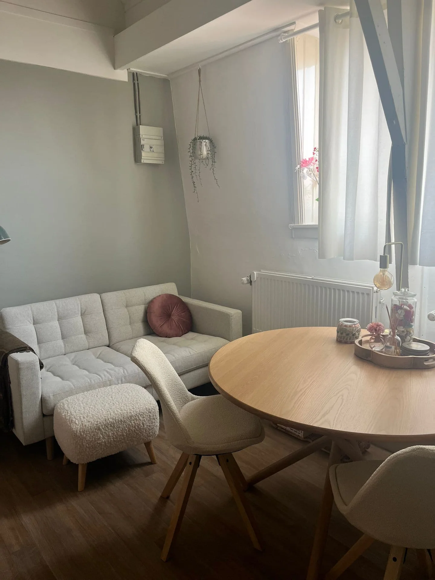 Foto van de Kamer gelegen aan de Dr. Nolensstraat in Tilburg