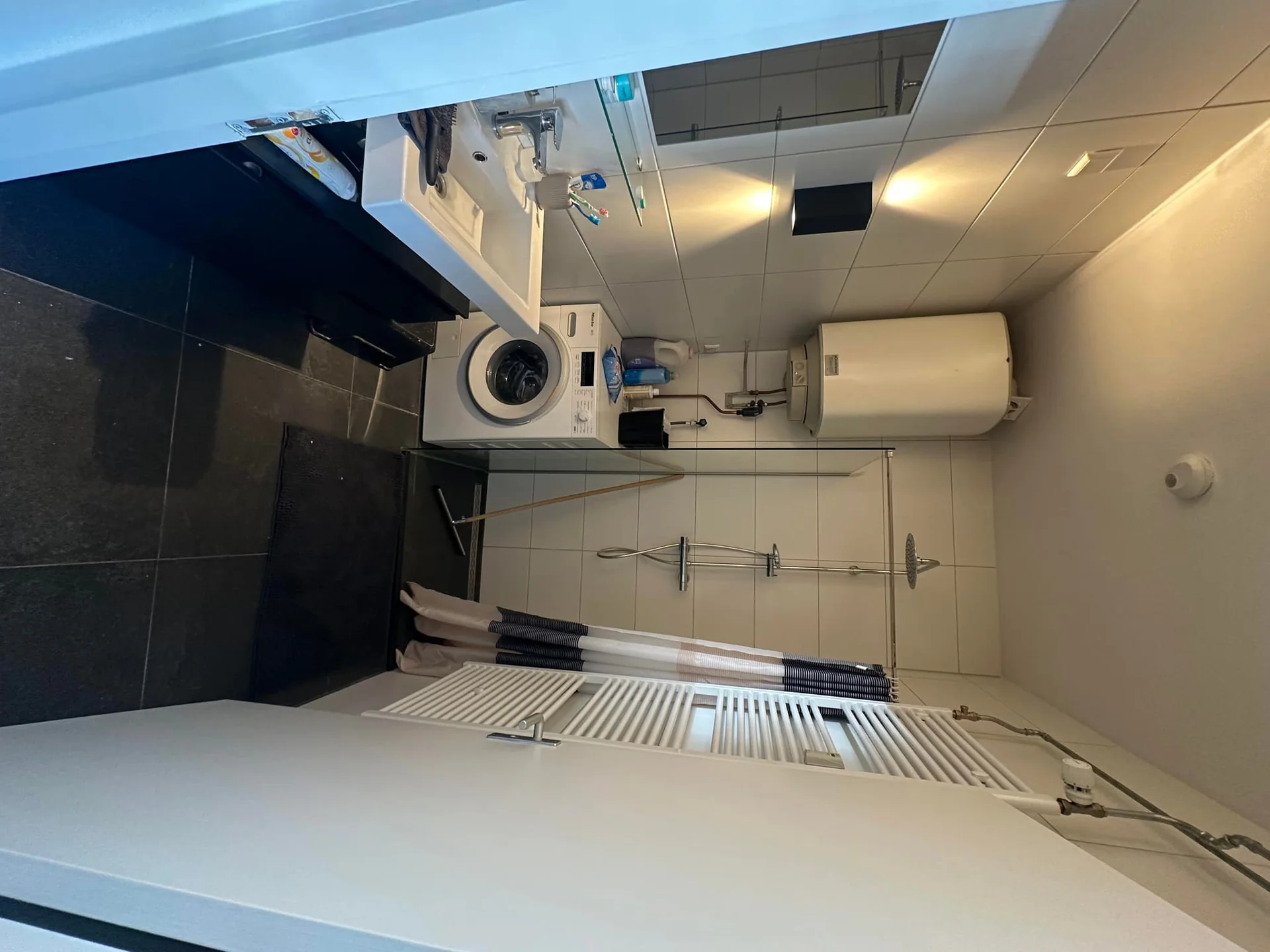 Foto van de Kamer gelegen aan de Louis Bouwmeesterplein in Tilburg