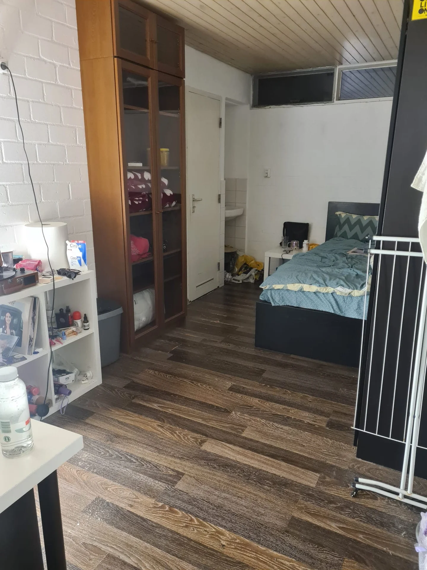 geblurde versie van de foto als achtergrond