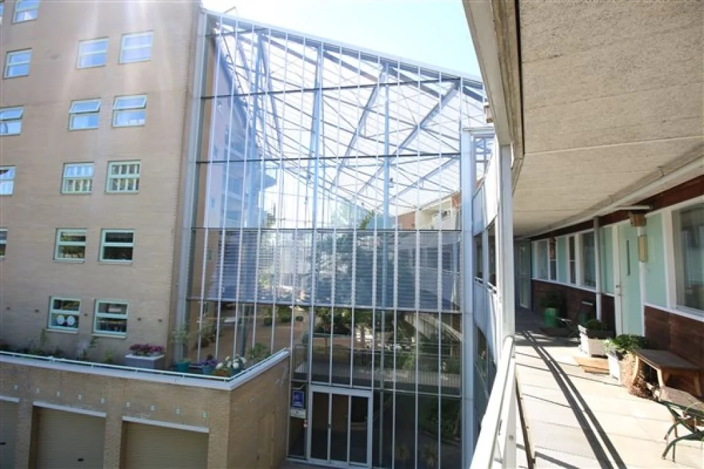 Foto van de Appartement gelegen aan de Felix de Nobelhof in Amstelveen