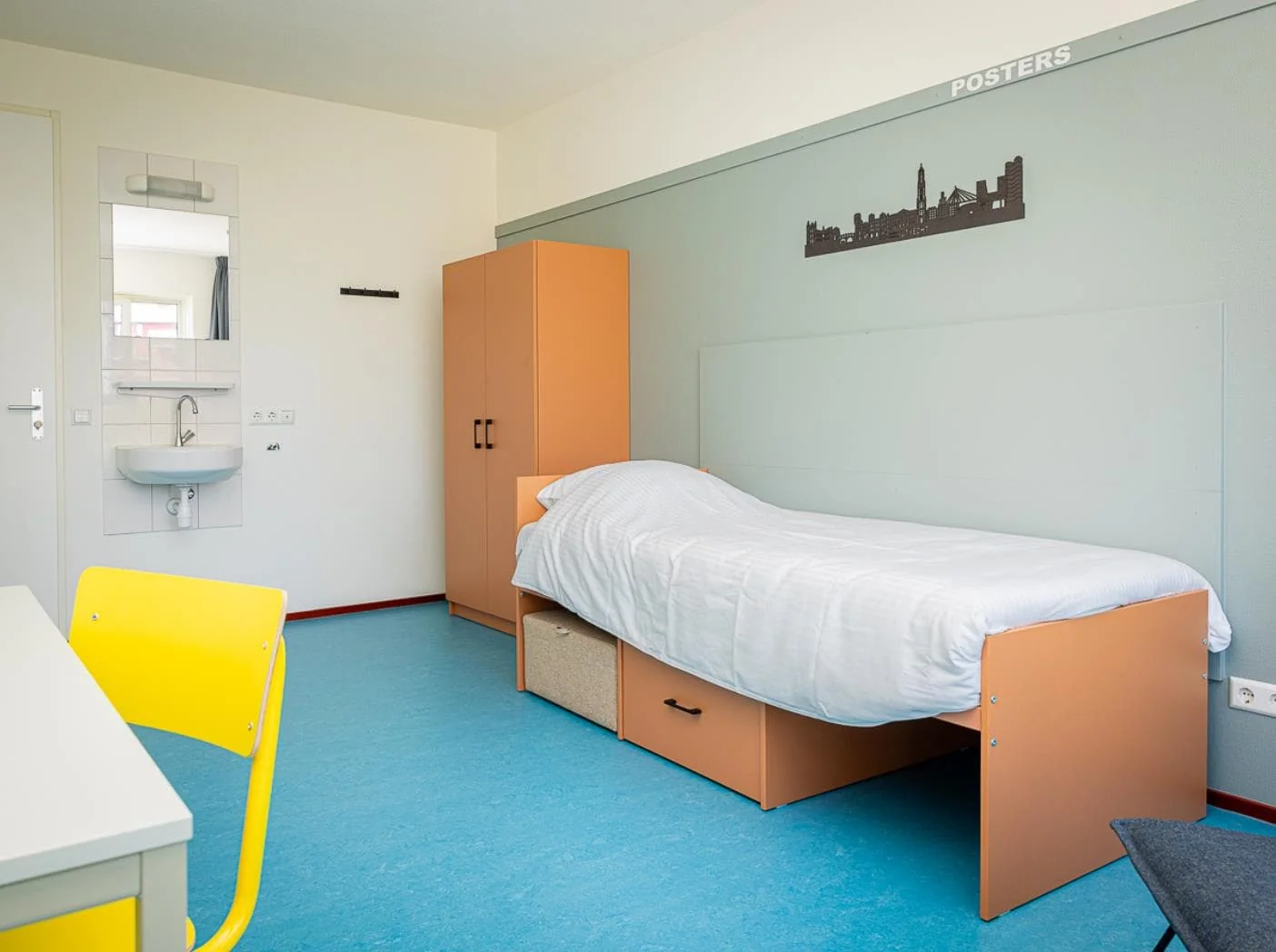 geblurde versie van de foto als achtergrond