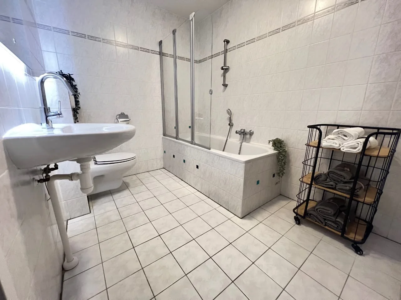 Foto van de Kamer gelegen aan de Helmersstraat in Rotterdam