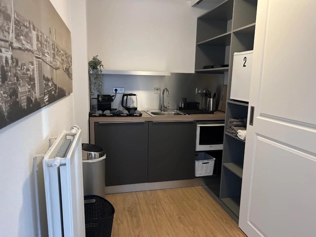 Foto van de Kamer gelegen aan de Helmersstraat in Rotterdam