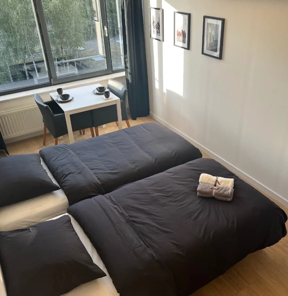 Foto van de Kamer gelegen aan de Helmersstraat in Rotterdam