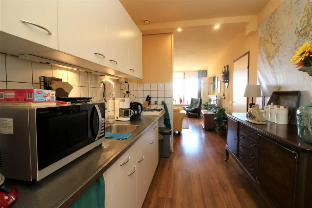 geblurde versie van de foto als achtergrond