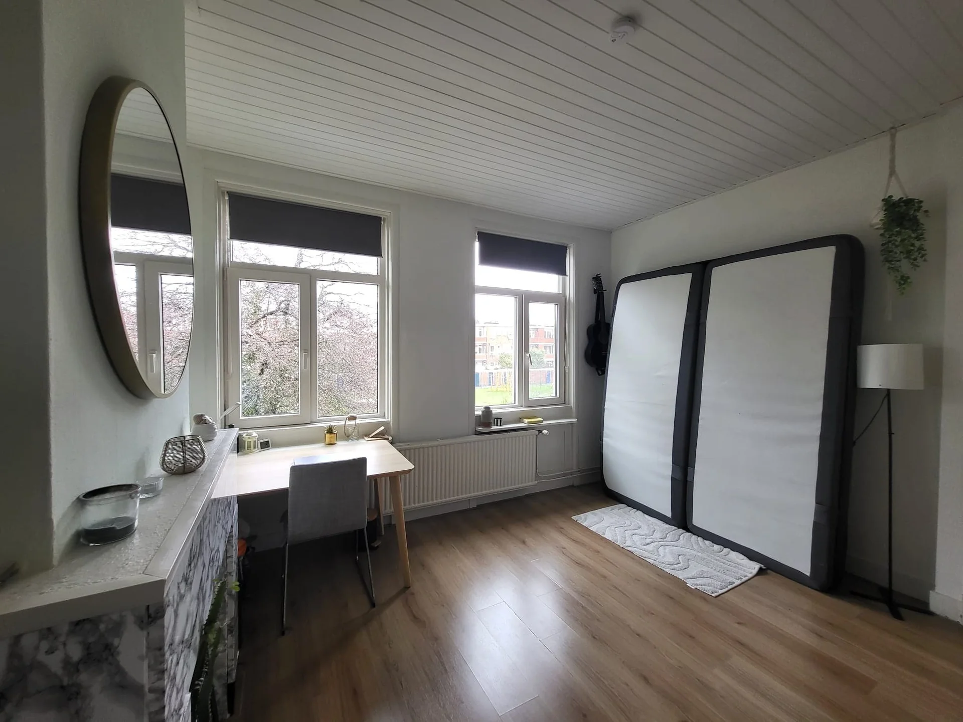 geblurde versie van de foto als achtergrond