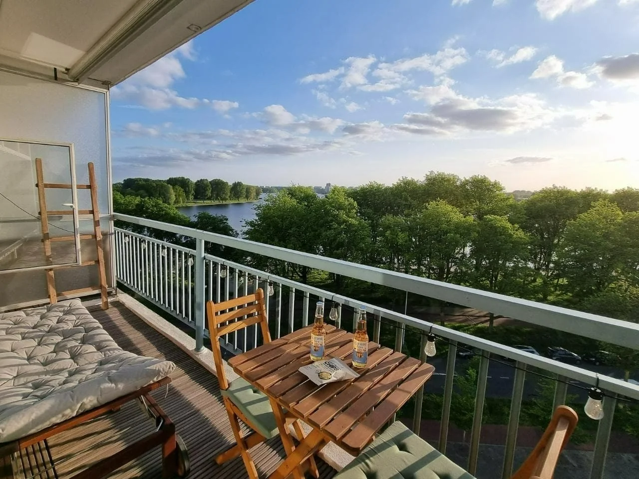 Foto van de Appartement gelegen aan de Burgemeester Hogguerstraat in Amsterdam