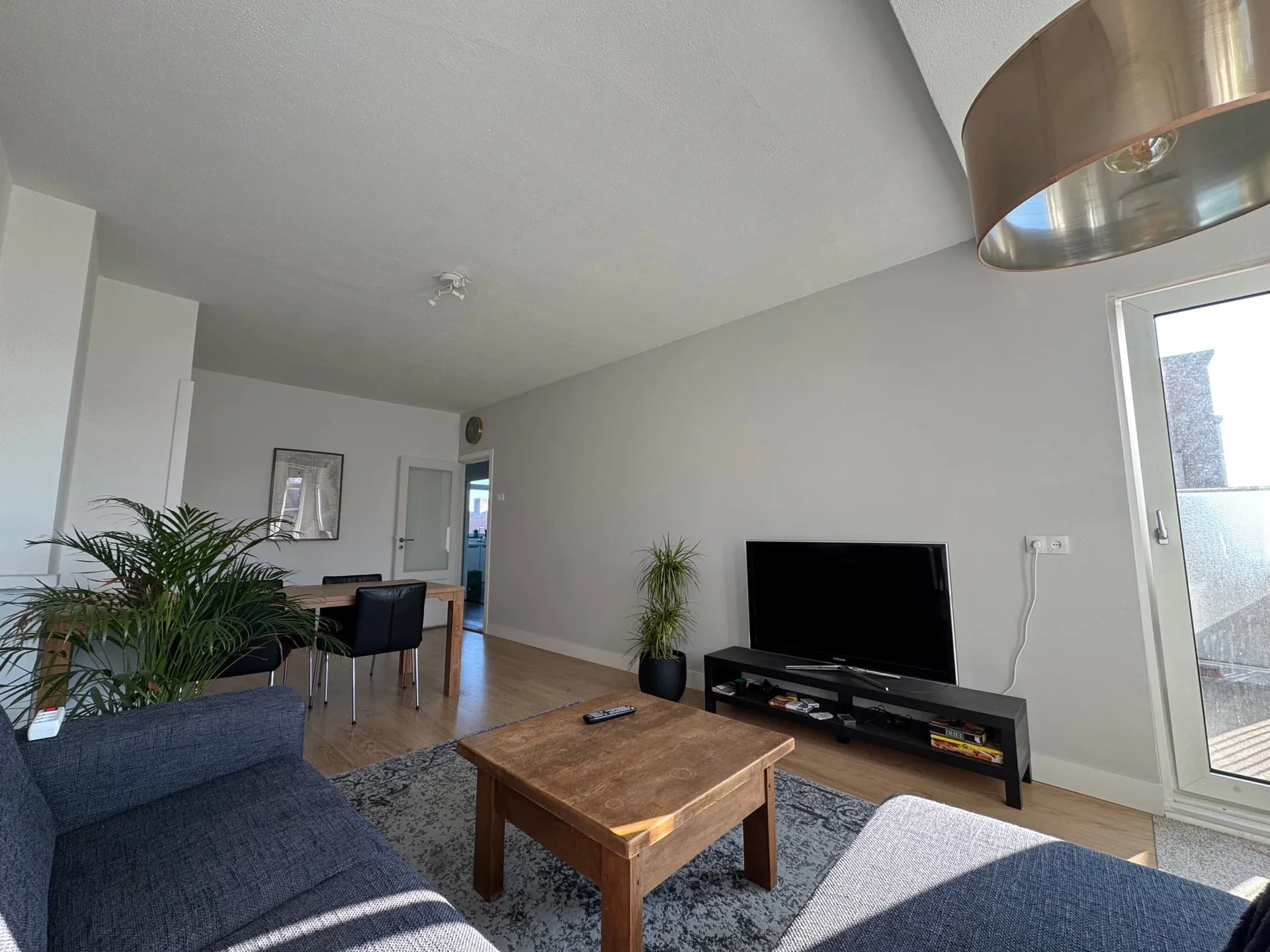 Foto van de Kamer gelegen aan de Herman Robbersstraat in Rotterdam