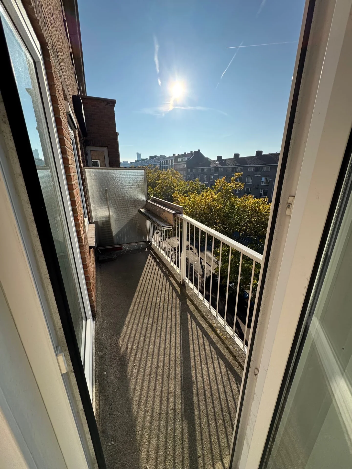 Foto van de Kamer gelegen aan de Herman Robbersstraat in Rotterdam