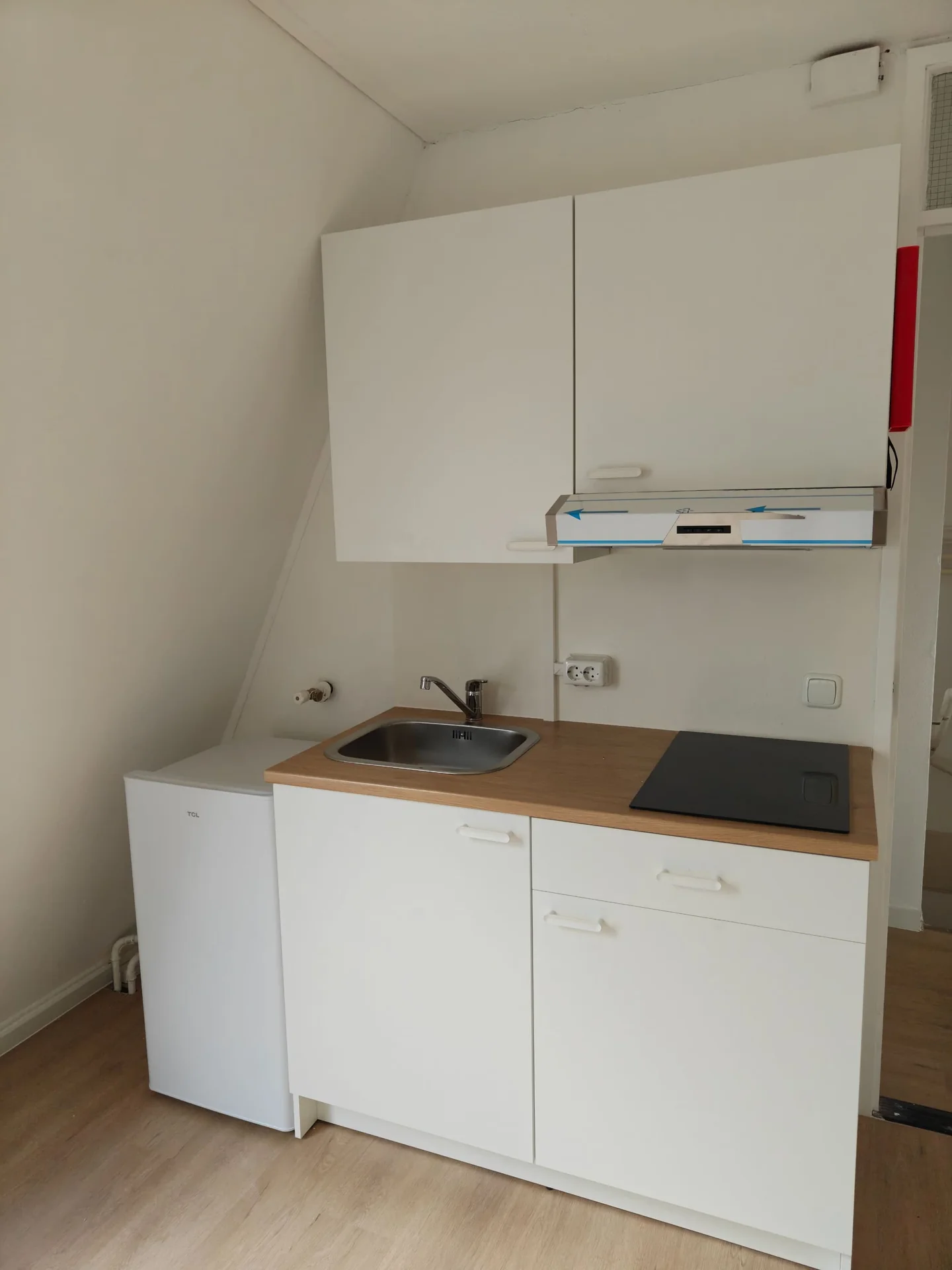 geblurde versie van de foto als achtergrond