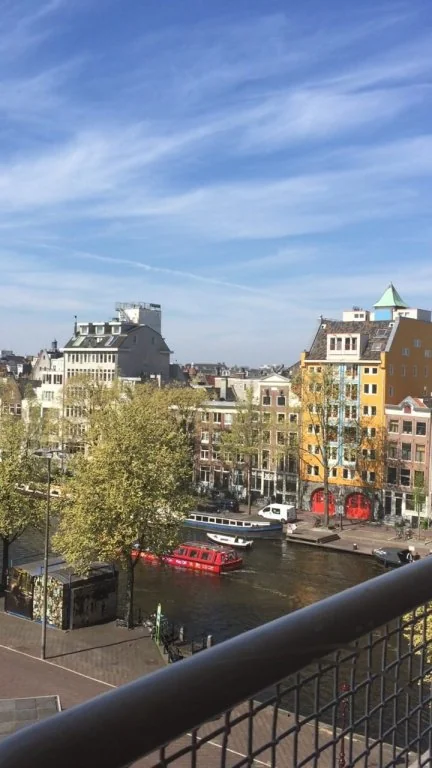 Foto van de Appartement gelegen aan de Waterlooplein in Amsterdam
