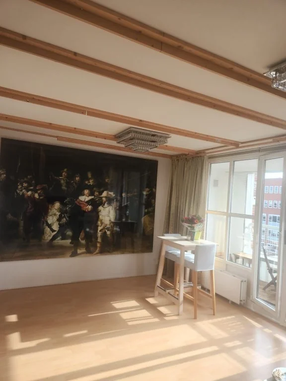 Foto van de Appartement gelegen aan de Waterlooplein in Amsterdam